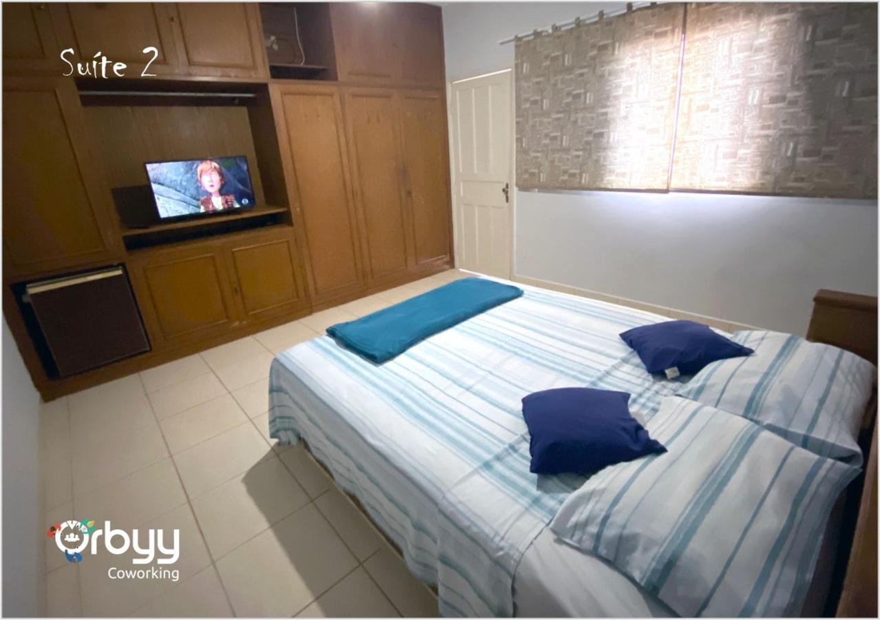 Ritz Hostel Araçatuba エクステリア 写真