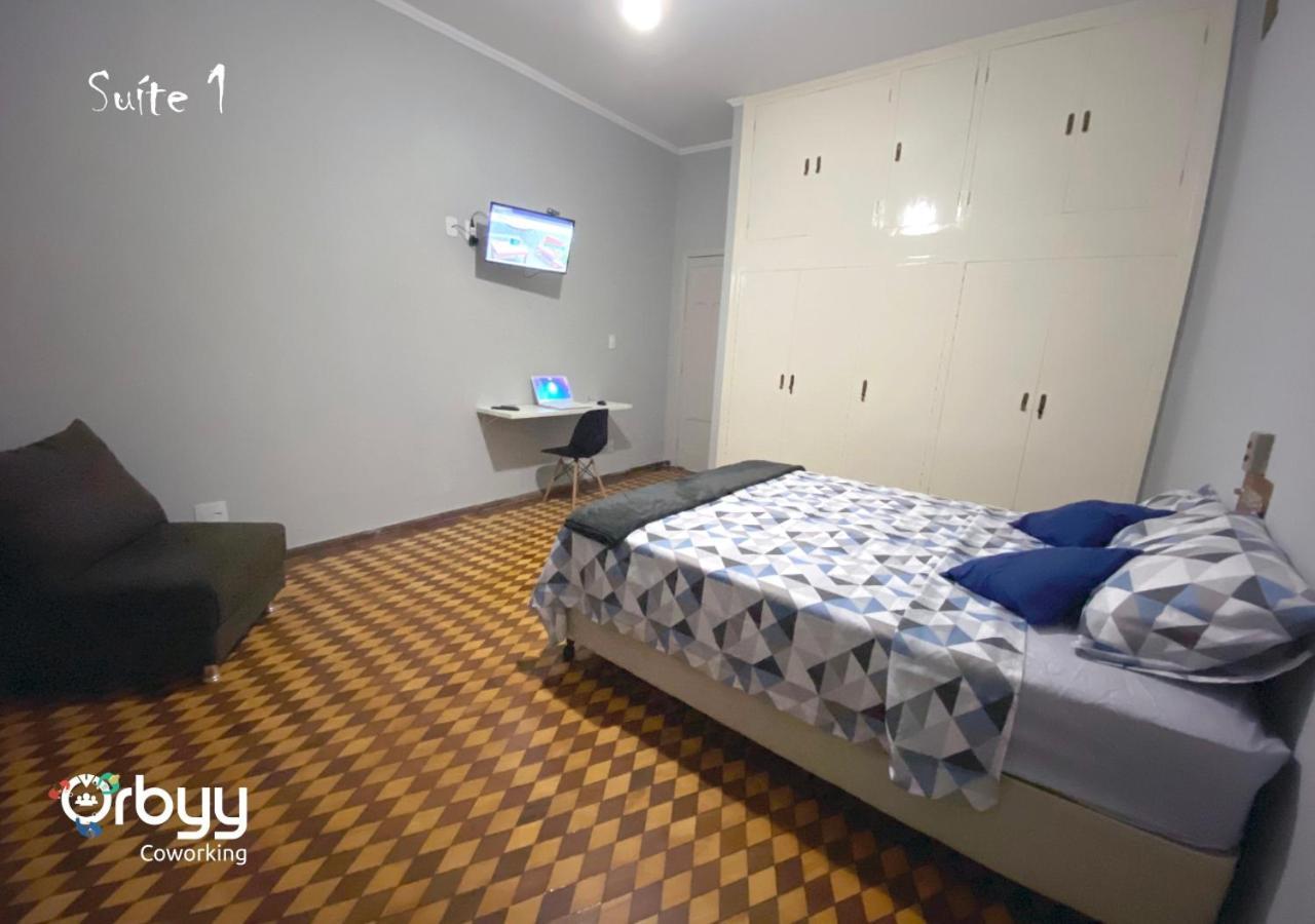 Ritz Hostel Araçatuba エクステリア 写真