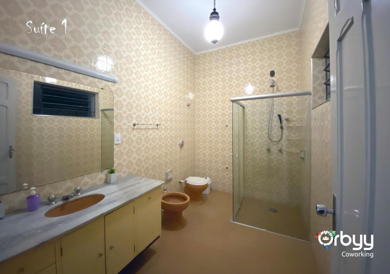 Ritz Hostel Araçatuba エクステリア 写真